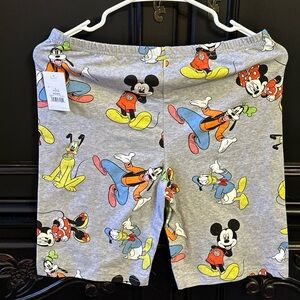 MICKEY MOUSE AND FRIENDS CASUAL WEAR SHORTS IN HEATHER GRAY NWT juniors 11-13